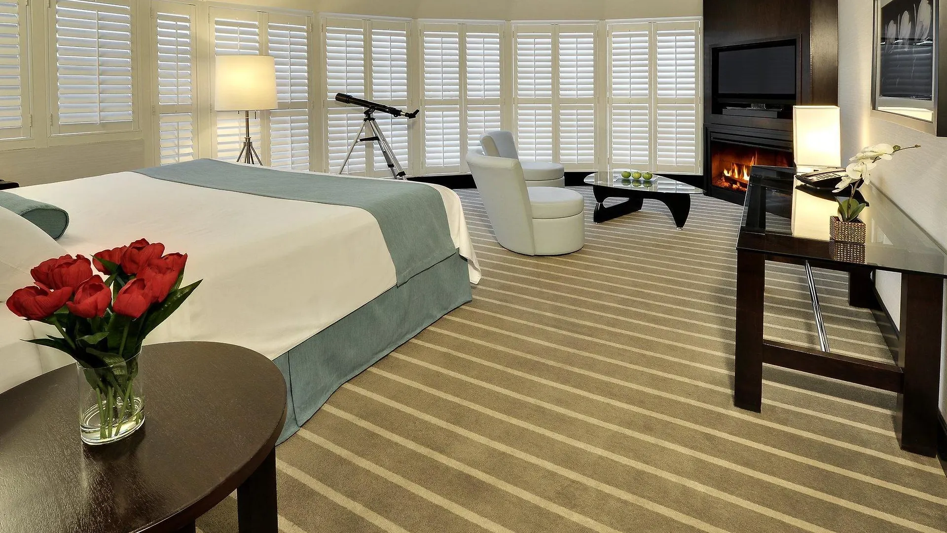 Hotel Radisson Blu Toronto Downtown 4*,  Canada